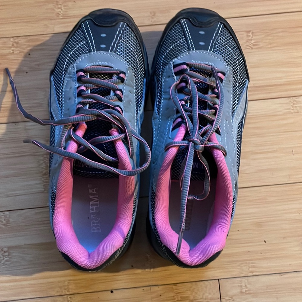 Brahma Sneakers